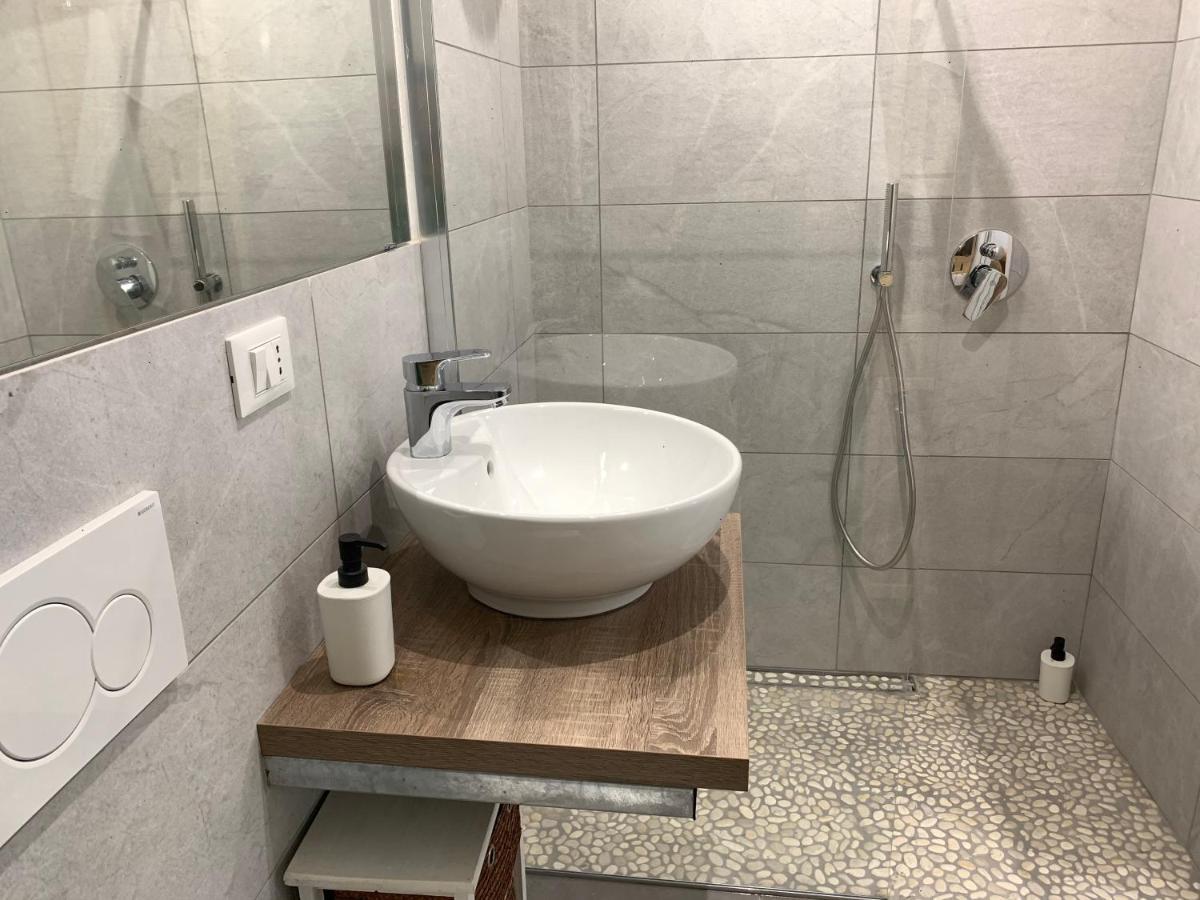 볼로냐 Metroloft B&B 외부 사진